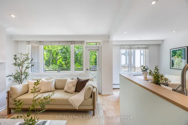 Additional image 22 of 21 Benlamond Ave Unit 4