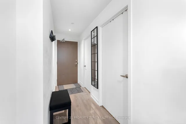 Additional image 9 of 20 Richardson St Unit 814