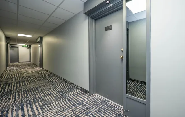 Additional image 8 of 4062 Lawrence Ave Unit 309