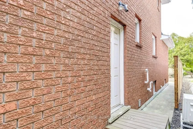 Additional image 50 of 462 Dundurn St