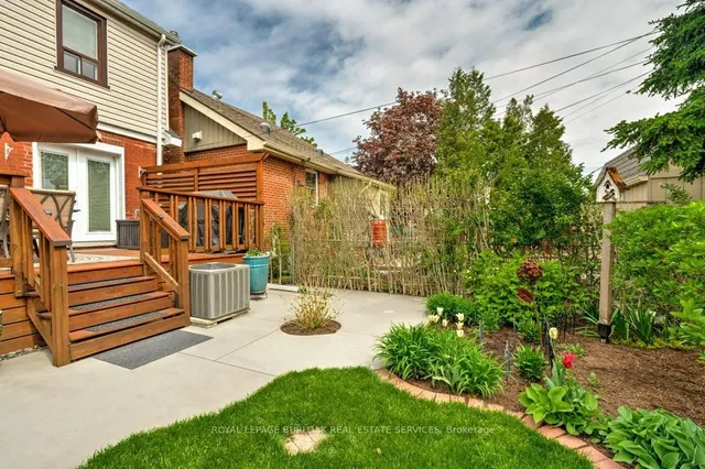 Additional image 35 of 221 Park Row