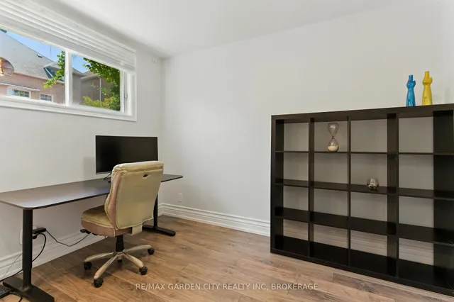 Additional image 20 of 101 Winter Gardens Tr