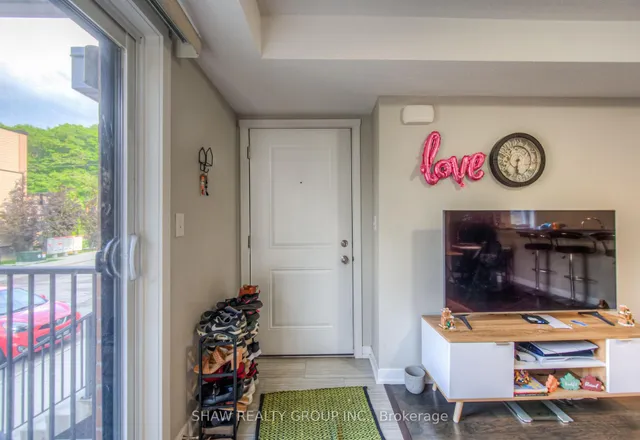 Additional image 5 of 190 Century Hill Dr Unit C14