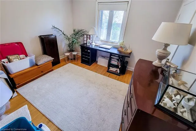 Additional image 28 of 980 Brucedale Ave