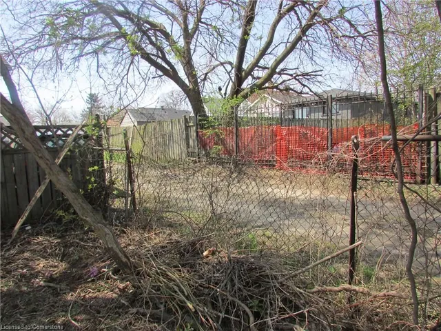 Additional image 16 of 35 Stapleton Ave