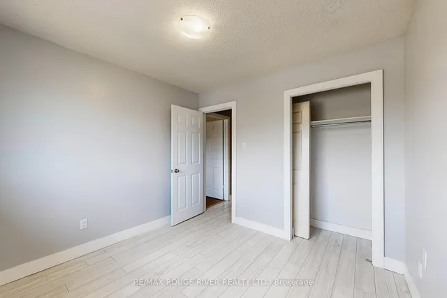 Additional image 18 of 11 GRANDHALL Crt