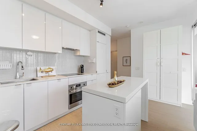 Additional image 7 of 7 Grenville St Unit 2707