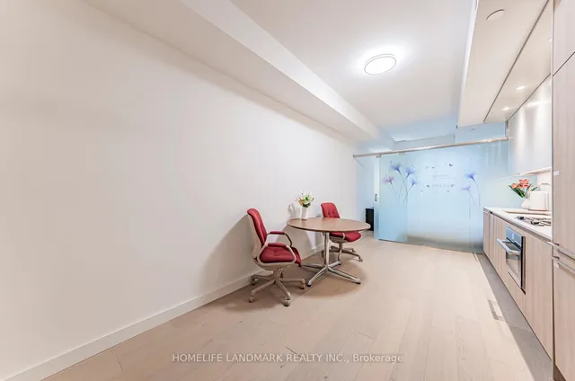 Additional image 16 of 81 Wellesley St Unit 307