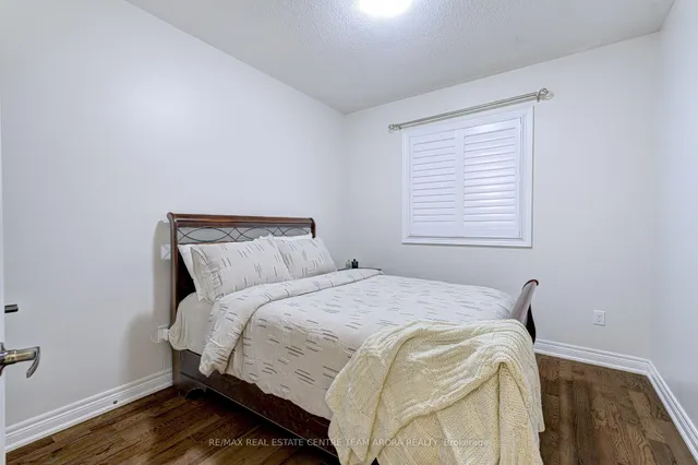 Additional image 20 of 8 Haywood Dr