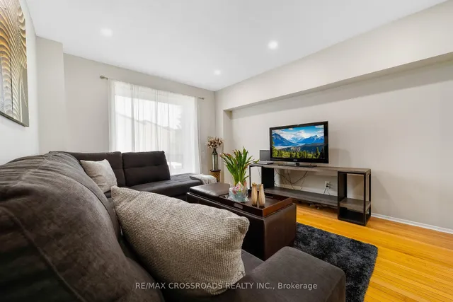 Additional image 4 of 55 Collingsgrove Rd Unit 299