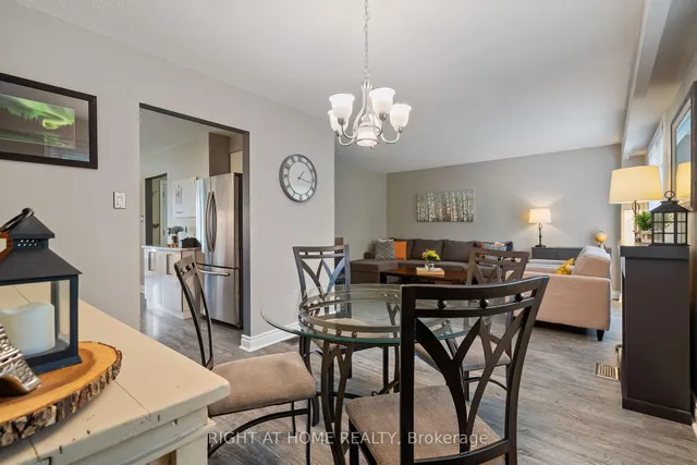 Additional image 10 of 2448 Malcolm Cres