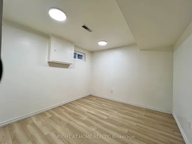 Additional image 22 of 286 Sprucewood Crt Unit 43