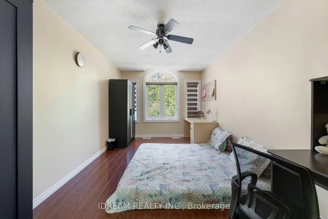 Additional image 22 of 42 Mccleave Cres