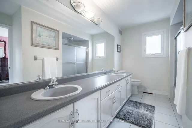 Additional image 18 of 89 Meadowlands Blvd