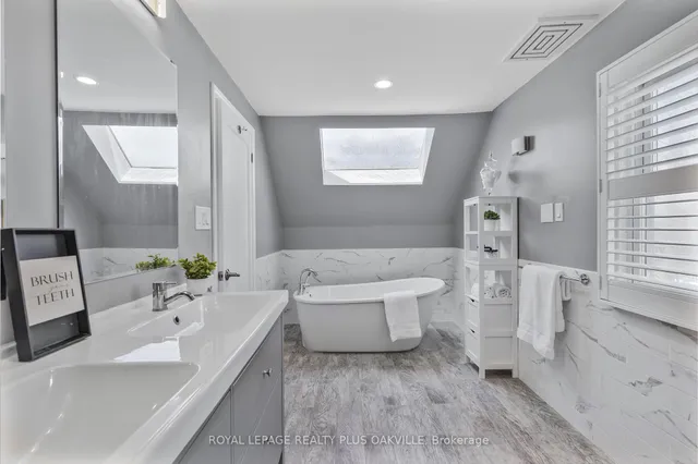 Additional image 41 of 2 Westcliffe Ave