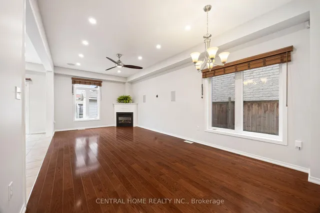 Additional image 6 of 165 Palacebeach Tr