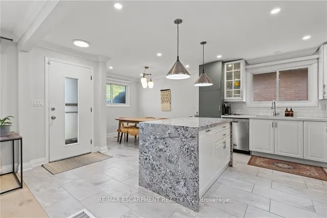 Additional image 5 of 51 Moxley Dr