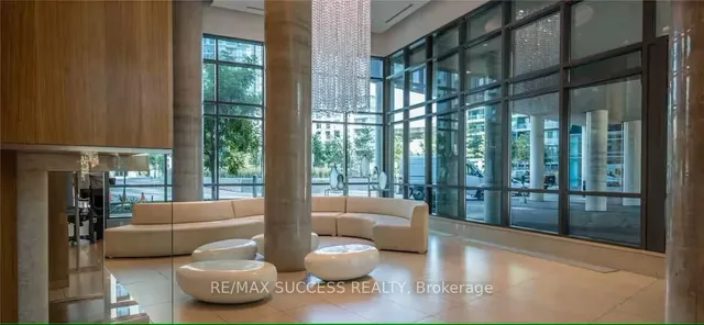 Additional image 2 of 215 Fort York Blvd Unit 3211