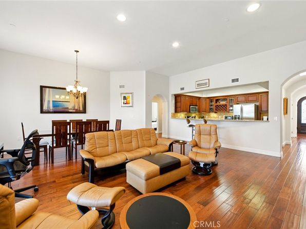 1835 S Barrington Ave PENTHOUSE 2, Los Angeles, CA 90025