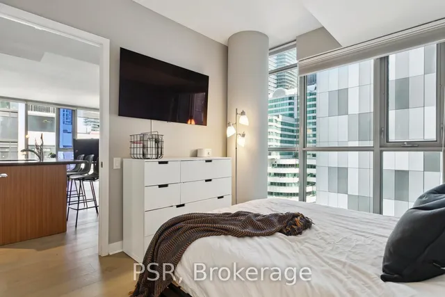 Additional image 18 of 375 King St Unit 1207