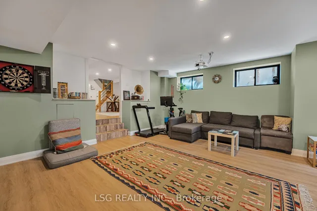 Additional image 28 of 202 Linsmore Cres