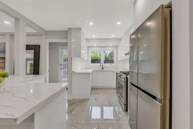 Additional image 4 of 46 Rossburn Dr