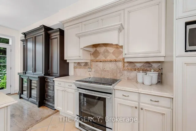 Additional image 15 of 313 Broadway Ave