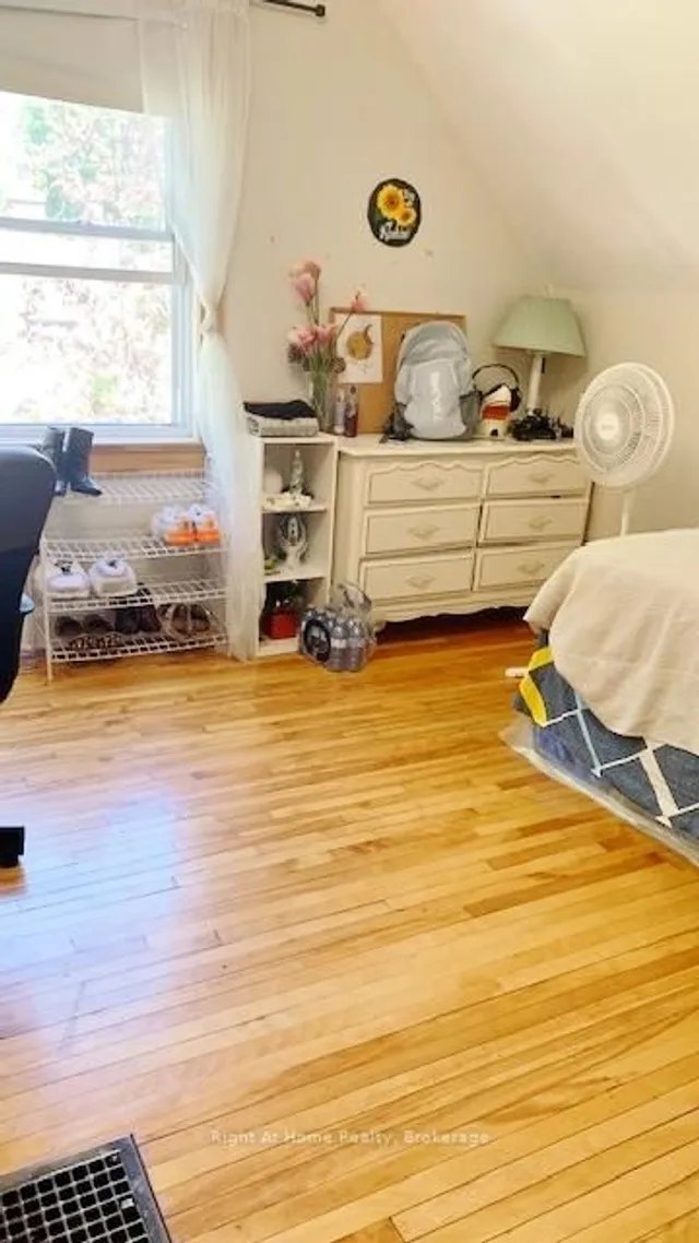 Additional image 13 of 125 Gary Ave