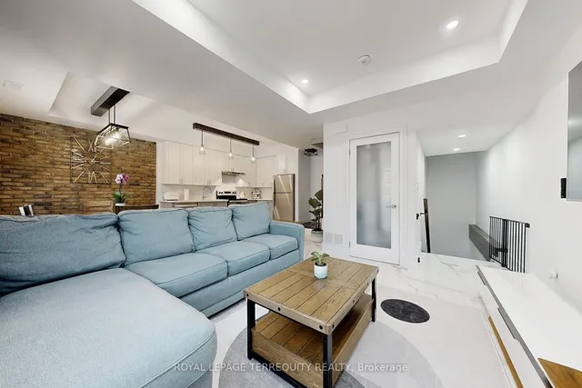 Additional image 8 of 15 Forbes Ave Unit 2