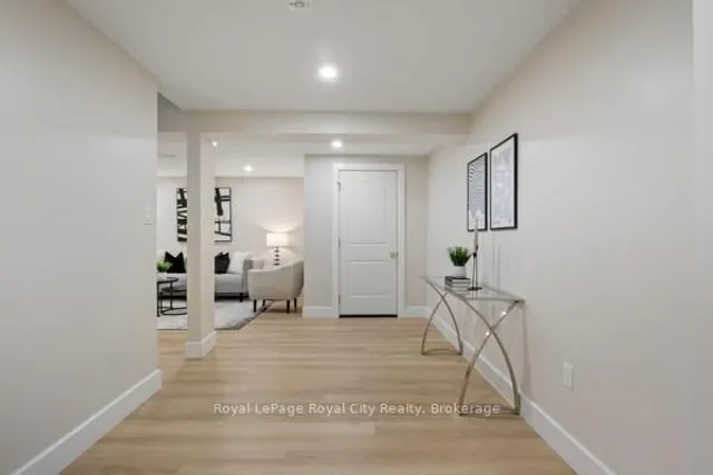 Additional image 24 of 92 Scenic Wood Cres