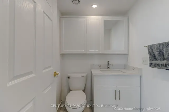 Additional image 30 of 30 Grand Trunk Cres Unit 3311