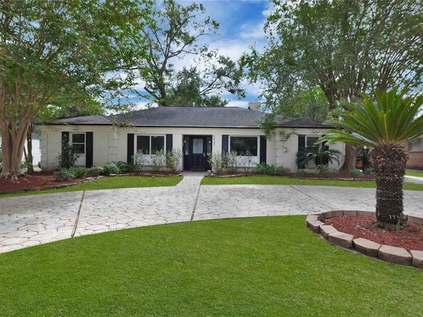 5447 Beechnut St, Houston, TX 77096