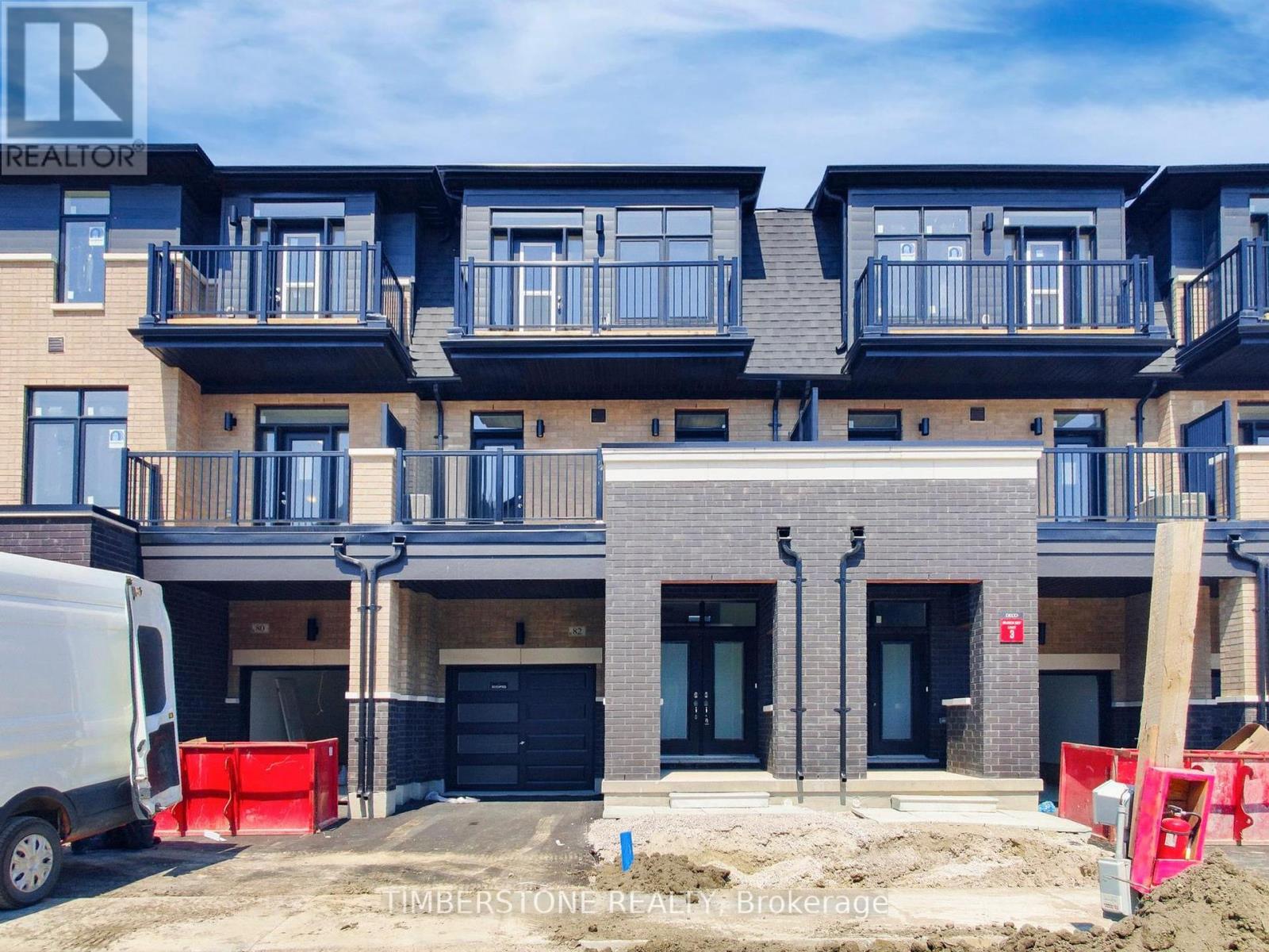 82 BLUE POND DRIVE|Brampton (Northwest Brampton), Ontario L7A5M1