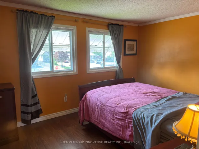 Additional image 27 of 657 Upper Wentworth St