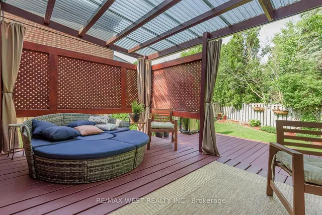 Additional image 40 of 90 Lakecrest Tr