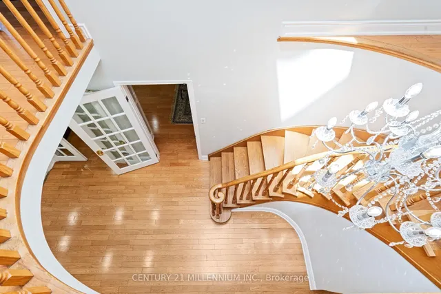 Additional image 20 of 29 Mossbank Dr