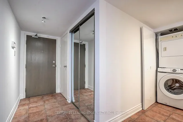 Additional image 6 of 1001 Bay St Unit 514