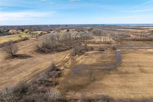 Additional image 46 of 492 Second Rd