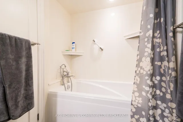 Additional image 23 of 47 Knyvet Ave