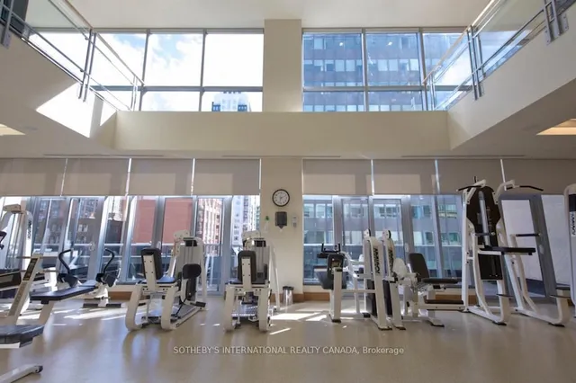 Additional image 33 of 10 Bellair St Unit 801