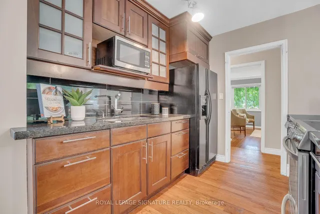 Additional image 12 of 14 Groveland Cres