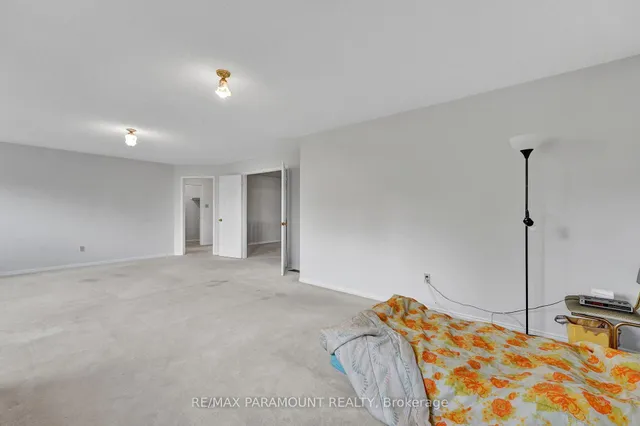 Additional image 26 of 712 Savoy Cres