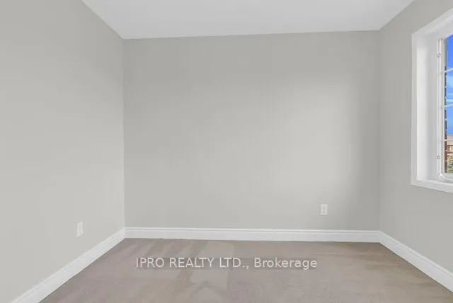 Additional image 35 of 72 Commodore Dr