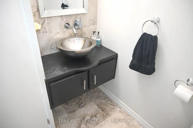 Additional image 7 of 119 Merton St Unit 211