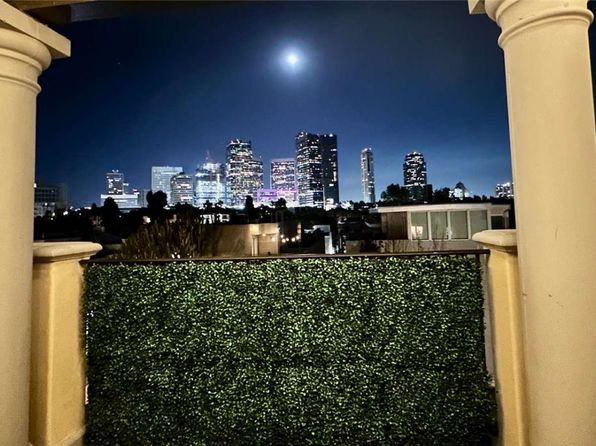 1835 Pandora Ave UNIT 402, Los Angeles, CA 90025