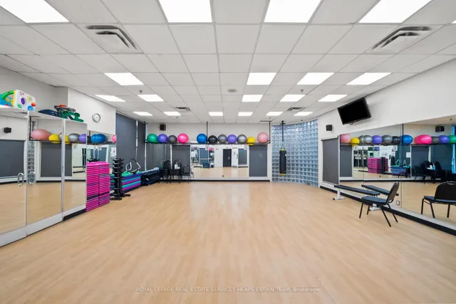 Additional image 19 of 77 Harbour Sq Unit 3504