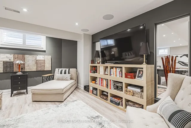 Additional image 35 of 4346 Millcroft Park Dr