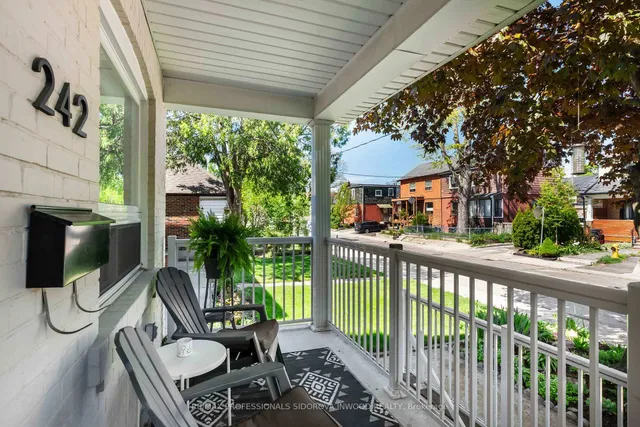 Additional image 4 of 242 Harvie Ave