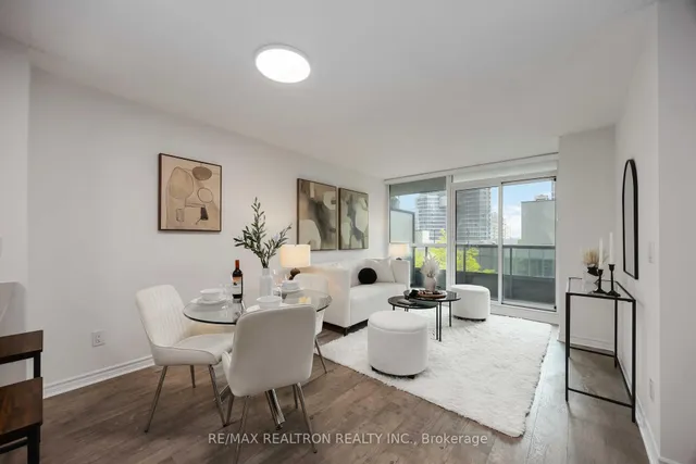 Additional image 6 of 25 Lower Simcoe St Unit 525