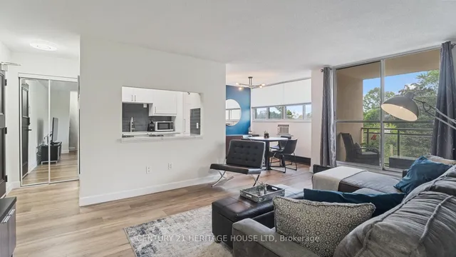 Additional image 16 of 1950 Main St Unit 408